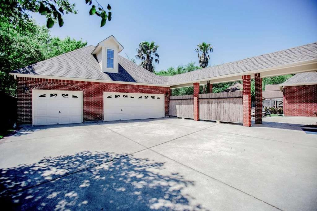 Luxe Executive 4br 4ba Sparkling Pool Outdoor Entertainment Area Spacious Office & Golf Access Hébergement de vacances *